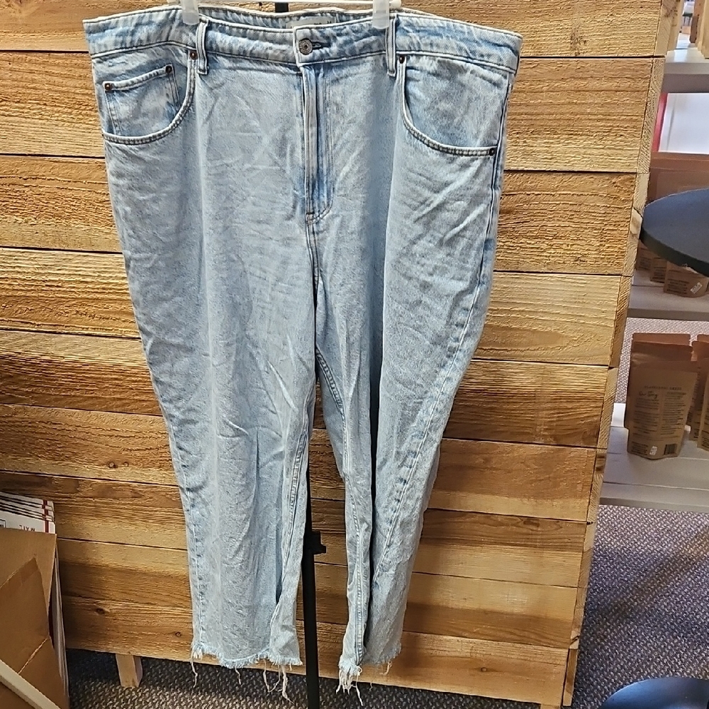 Abercrombie & Fitch Curve Love Sky Blue Relaxed Jeans 18S